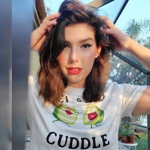 Meet your Posher, Nicole